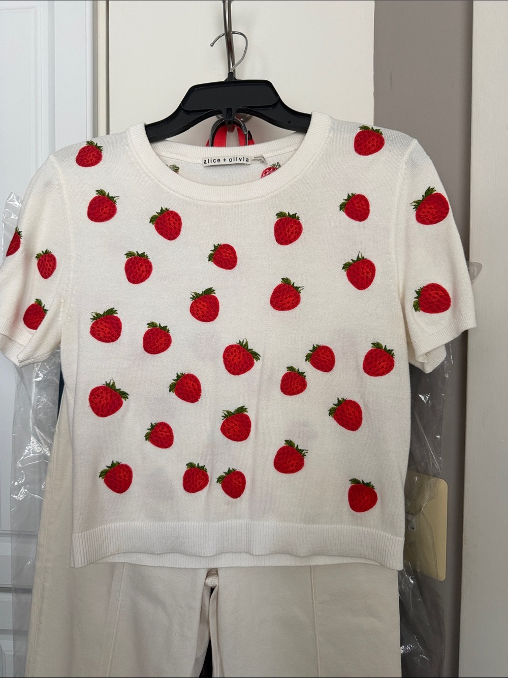 Alice + Olivia Cream Short-Sleeve Sweater with Red Strawberry Motif